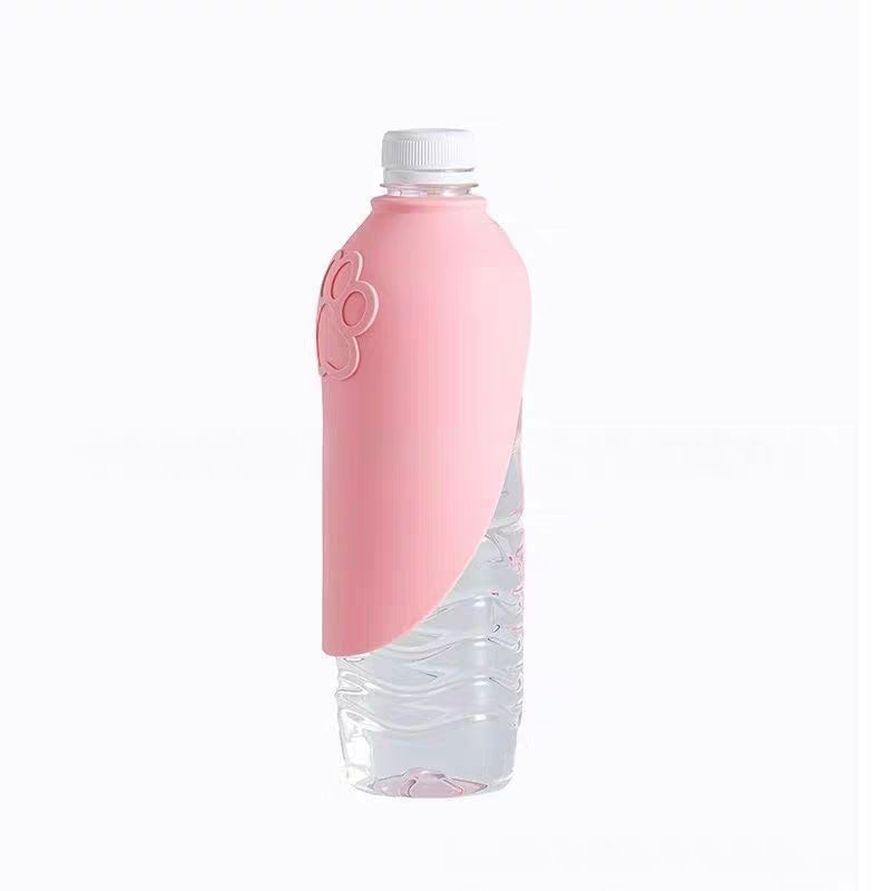 Foldable water dispenser for outdoor pets